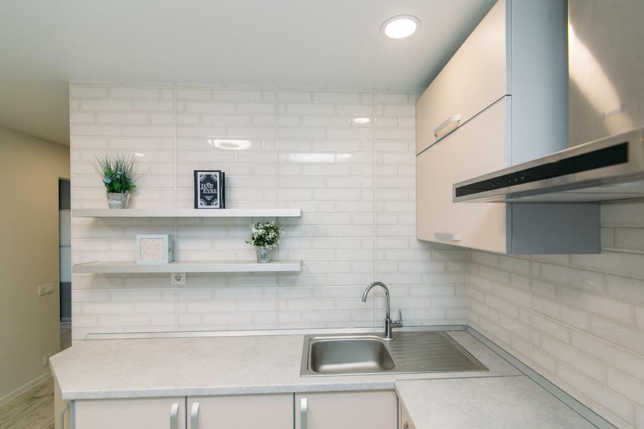 Luxury Apartment Neer Manufaktura On Kharkovskaya Суми Екстериор снимка